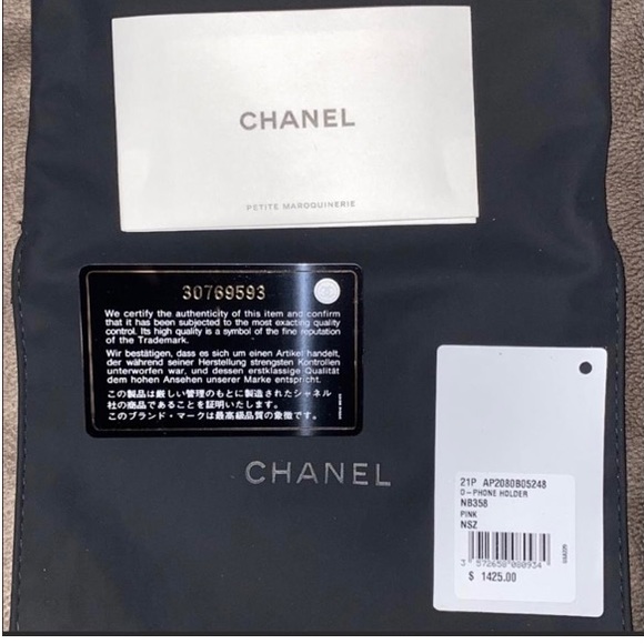 Chanel iPhone Pro Case with Chain - Picture 3 of 7